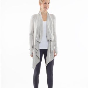 Women’s Lululemon sweater